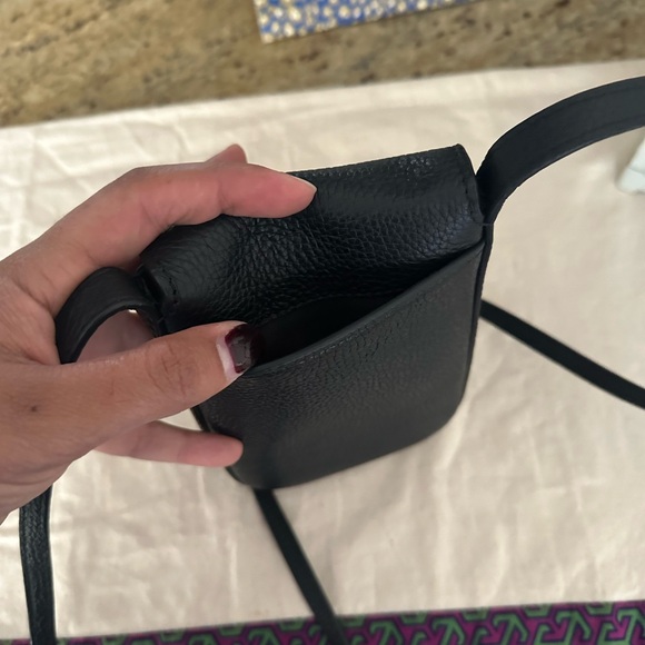 New Tory Burch BRITTEN PHONE CROSSBODY black - Picture 5 of 5